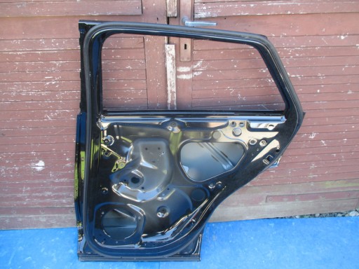 VRATA DESNA  ZADNJA AUDI Q2 2016R->