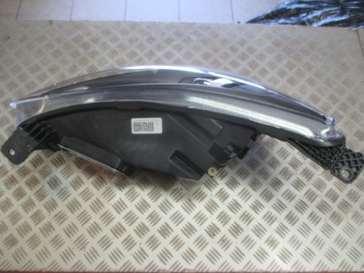 LAMPA FAR DESNA STRANA ILI LIJEVA FULL LED FORD FOCUS IV 18R-