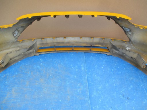 BRANIK PREDNJA STARIRANA FORD FOCUS III STARI 10R->14R