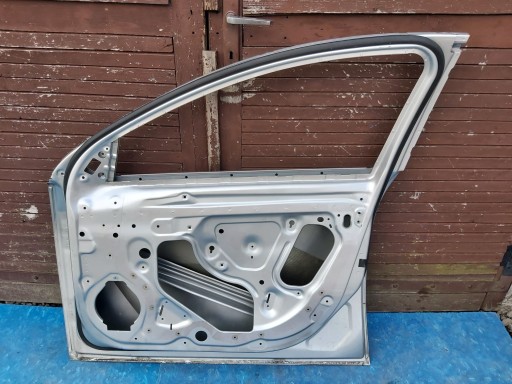 VRATA DESNA  PREDNJA STRANA OPEL INSIGNIA A 2008R->