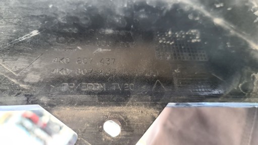 BRANIK PREDNJA STRANA AUDI A6 C8 2018R->