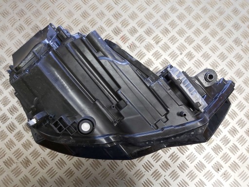 LAMPA FAR LIJEVA STRANA PREDNJA FULL LED AUDI A6 C8 2018R->