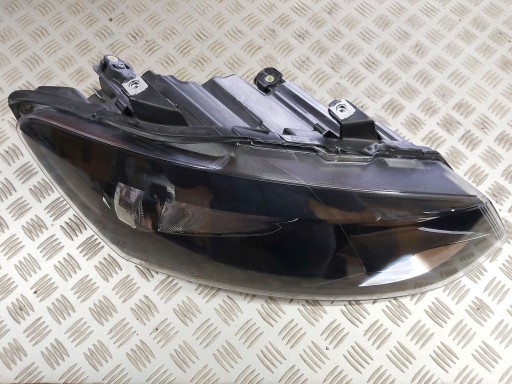 LAMPA FAR PREDNJA DESNA STRANA VW POLO 6R0 VALEO 09R->