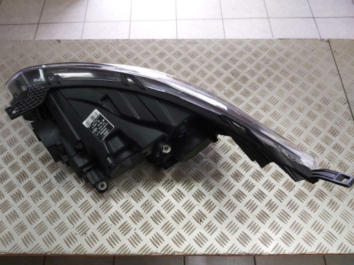LAMPA FAR DESNA STRANA PREDNJA FORD CUSTOM 2012R-> LAMPA FAR DESNA STRANA PREDNJA FORD CUSTOM 2012R->