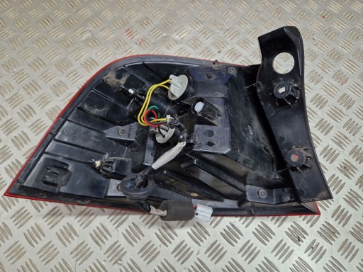 LAMPA FAR ZADNJA  DESNA STRANA KIA RIO III 2011R->