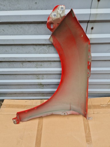 BLATOBRAN DESNA STRANA PREDNJA FORD FOCUS III 2010R->