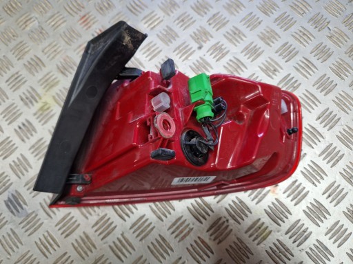 LAMPA FAR ZADNJA  LIJEVA STRANA AUDI A4 B8 LIMUZINA / SEDAN REDIZAJN 12R->