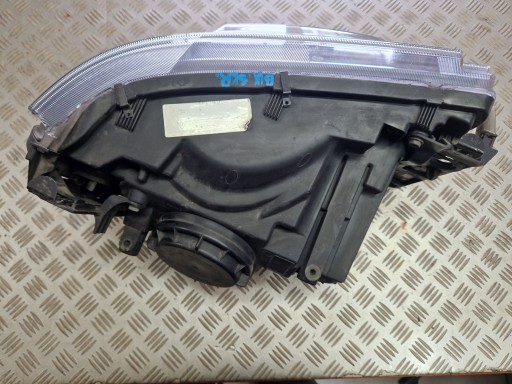 LAMPA FAR DESNA STRANA LIJEVA BI-XENON RANGE ROVER SPORT I 05R