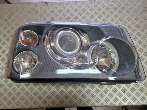 LAMPA FAR DESNA STRANA LIJEVA BI-XENON RANGE ROVER SPORT I 05R