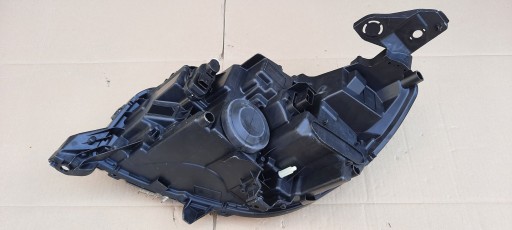 LAMPA FAR DESNA STRANA ILI LIJEVA LED PEUGEOT 208 II 2019R->