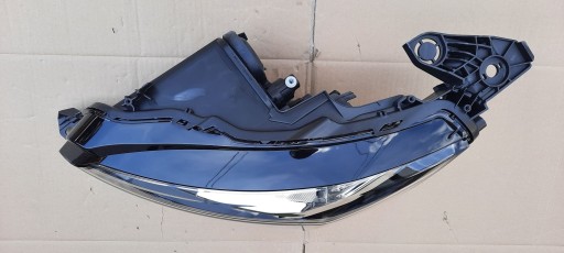 LAMPA FAR DESNA STRANA ILI LIJEVA PEUGEOT 208 II 2019R->