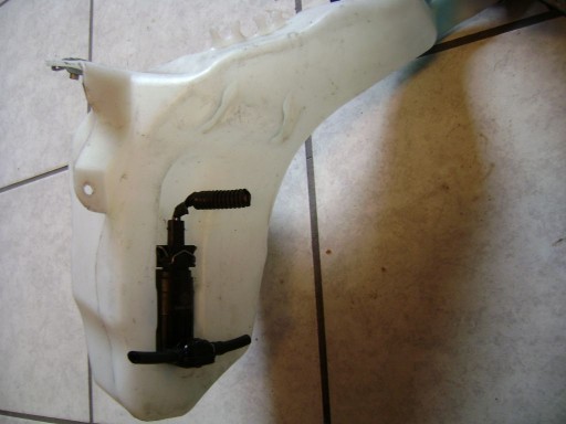 POSUDA ZA PRANJE STAKLA LANCIA DELTA 2010R->