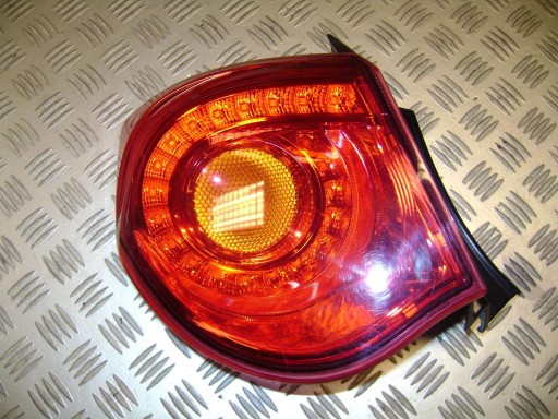 LAMPA FAR LIJEVA STRANA ILI DESNA ALFA ROMEO GIULIETTA ZADNJA