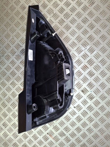 LAMPA FAR ZADNJA LIJEVA STRANA RENAULT SCENIC III REDIZAJN 2012R-> LAMPA FAR ZADNJA LIJEVA STRANA RENAULT SCENIC III REDIZAJN 2012R->