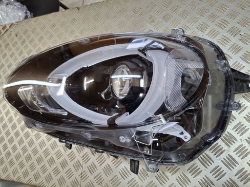 LAMPA FAR LIJEVA STRANA PREDNJA FULL LED FIAT 124 SPIDER 2016R-> LAMPA FAR LIJEVA STRANA PREDNJA FULL LED FIAT 124 SPIDER 2016R->