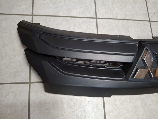 MASKA MITSUBISHI L200 V REDIZAJN 2019R-> MASKA MITSUBISHI L200 V REDIZAJN 2019R->