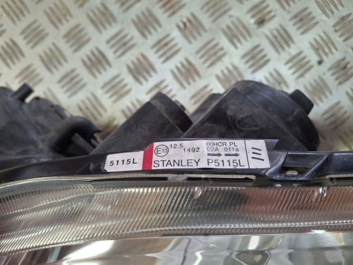 LAMPA FAR LIJEVA STRANA PREDNJA MAZDA 5 PREMACY 2005R->