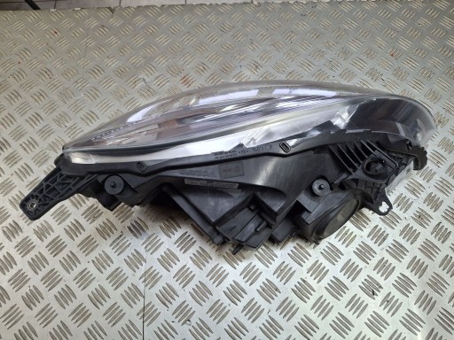LAMPA FAR LIJEVA STRANA PREDNJA MID FULL LED VOLVO V40 REDIZAJN 2016R-> LAMPA FAR LIJEVA STRANA PREDNJA MID FULL LED VOLVO V40 REDIZAJN 2016R->