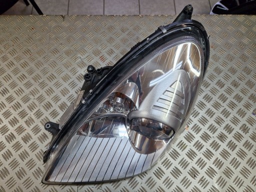 LAMPA FAR DESNA STRANA ILI LIJEVA PREDNJA MERCEDES SLK W171 R171 2004R-> LAMPA FAR DESNA STRANA ILI LIJEVA PREDNJA MERCEDES SLK W171 R171 2004R->