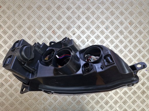 LAMPA FAR LIJEVA STRANA PREDNJA FIAT PUNTO II REDIZAJN 2003R-> ZAMJENSKI DIO