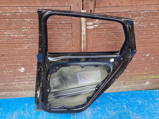 VRATA DESNA ZADNJA VOLVO V40 2012R-> VRATA DESNA ZADNJA VOLVO V40 2012R->