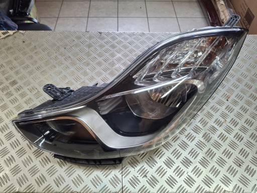 LAMPA FAR LIJEVA STRANA PREDNJA HYUNDAI IX20 IX 20 2010R-> LAMPA FAR LIJEVA STRANA PREDNJA HYUNDAI IX20 IX 20 2010R->