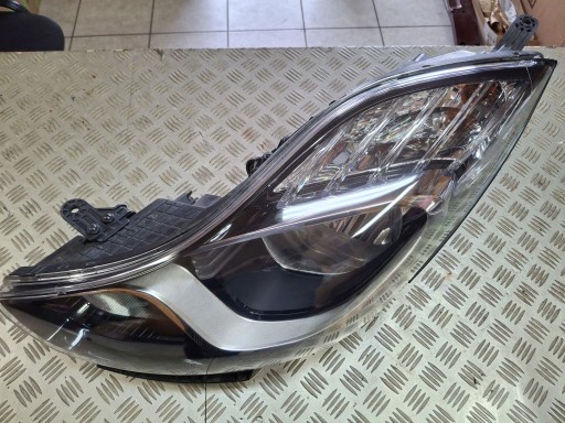 LAMPA FAR LIJEVA STRANA PREDNJA HYUNDAI IX20 IX 20 2010R-> LAMPA FAR LIJEVA STRANA PREDNJA HYUNDAI IX20 IX 20 2010R->