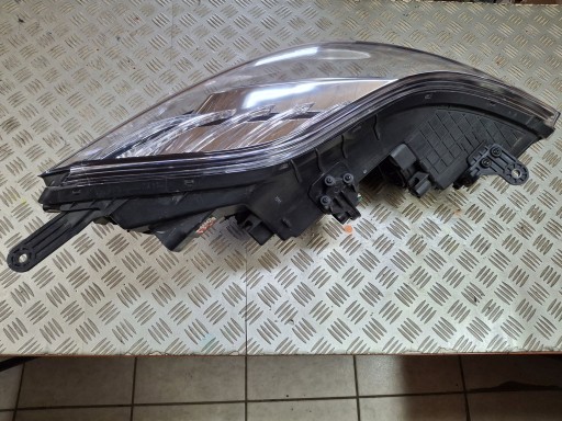 LAMPA FAR LIJEVA STRANA PREDNJA HYUNDAI IX20 IX 20 2010R-> LAMPA FAR LIJEVA STRANA PREDNJA HYUNDAI IX20 IX 20 2010R->