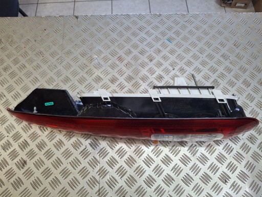 LAMPA FAR ZADNJA  LIJEVA STRANA FORD FUSION REDIZAJN 2005R->