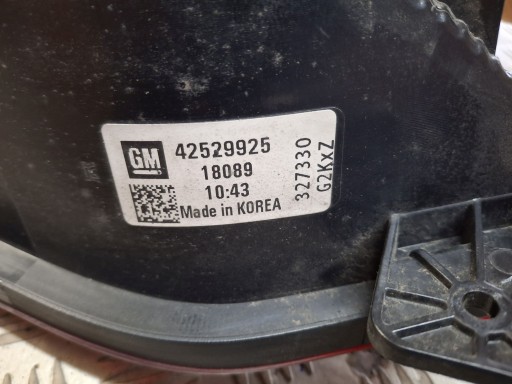 LAMPA FAR ZADNJA  DESNA STRANA ILI LIJEVA W BRANIK OPEL AMPERA E 2017R->42529925 42529924