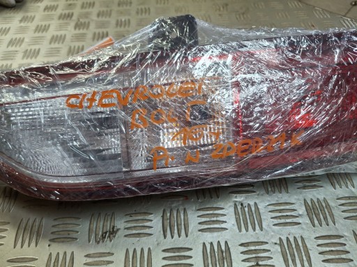 LAMPA FAR ZADNJA  DESNA STRANA ILI LIJEVA W BRANIK OPEL AMPERA E 2017R->42529925 42529924