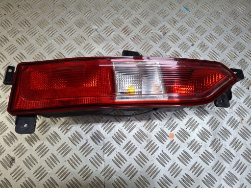 LAMPA FAR ZADNJA  DESNA STRANA ILI LIJEVA W BRANIK OPEL AMPERA E 2017R->42529925 42529924