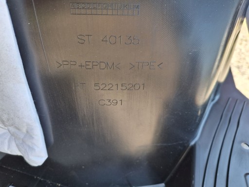 PVC BLATOBRANA DESNA  PREDNJA STRANA ALFA ROMEO JUNIOR JEEP AVENGER 2024R->