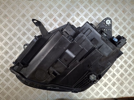 LAMPA FAR DESNA STRANA PREDNJA FULL LED MERCEDES SLK W172 REDIZAJN 2015R-> LAMPA FAR DESNA STRANA PREDNJA FULL LED MERCEDES SLK W172 REDIZAJN 2015R->