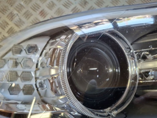 LAMPA FAR DESNA STRANA PREDNJA BI-XENON NIJE ZAKRETNI BMW 5 GT F07 2009R-> LAMPA FAR DESNA STRANA PREDNJA BI-XENON NIJE ZAKRETNI BMW 5 GT F07 2009R->