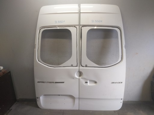 VRATA ZADNJI DESNA MERCEDES SPRINTER W907 W910