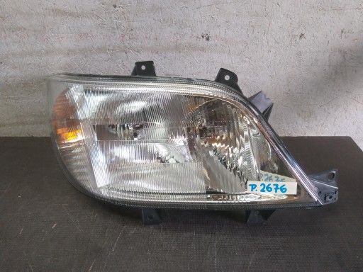 LAMPA FAR PREDNJA STRANA DESNA MERCEDES SPRINTER W901 REDIZAJN NOVO ORIGINALNI