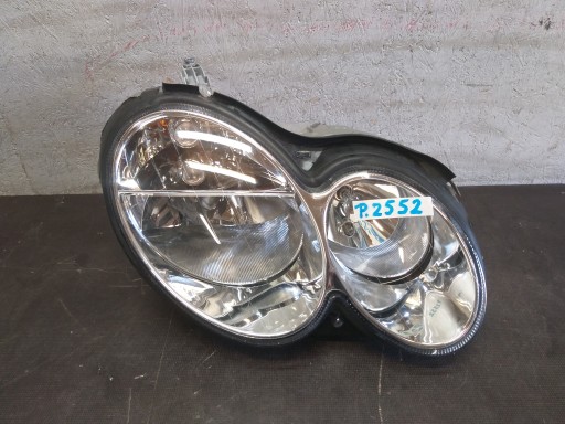 LAMPA FAR PREDNJA STRANA DESNA MERCEDES CLK W209