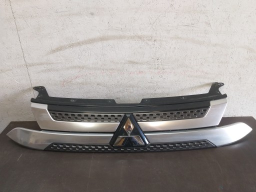 MASKA MITSUBISHI OUTLANDER III 3 REDIZAJN 18-