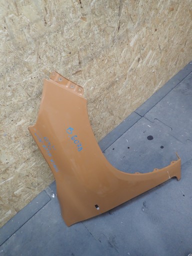 BLATOBRAN PREDNJA STRANA DESNA TOYOTA HILUX 15- 2WD