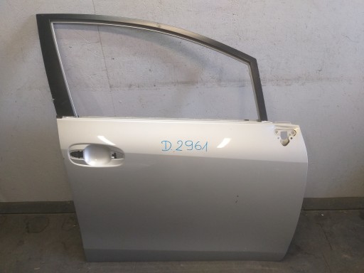 VRATA PREDNJA STRANA DESNA TOYOTA VERSO 09-