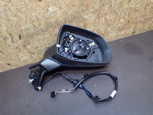 RETROVIZOR DESNA AUDI Q7 15- 14PIN