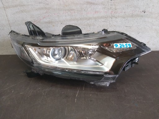 LAMPA FAR PREDNJA STRANA DESNA MITSUBISHI OUTLANDER III 3 LEČA LED