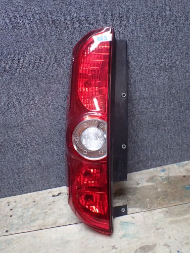 LAMPA FAR ZADNJI LIJEVA STRANA OPEL COMBO D 10- ISPOD GEPEKA