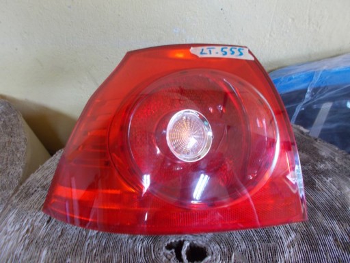 LAMPA FAR ZADNJI ZADNJA  LIJEVA STRANA VW GOLF V 5 HATCHBACK (OBIČNI) 1K6945095AA