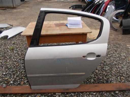 VRATA PEUGEOT 407 LIMUZINA / SEDAN LIJEVA ZADNJI