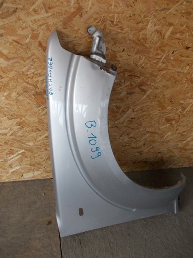 BLATOBRAN PREDNJA STRANA DESNA NISSAN NAVARA PATHFINDER 06-09