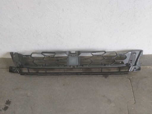 BRANIK PREDNJA STRANA MREŽICA RADAR AUDI A3 S LINE 8Y0 5WA807572B