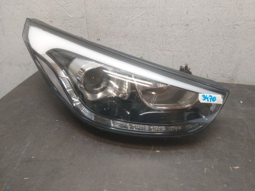 LAMPA FAR PREDNJA STRANA DESNA HYUNDAI IX35 IX 35 REDIZAJN LEČA LED