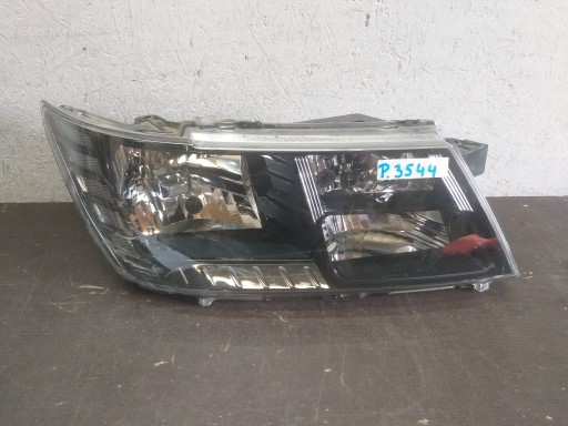 LAMPA FAR PREDNJA STRANA DESNA FIAT FREEMONT DODGE JOURNEY